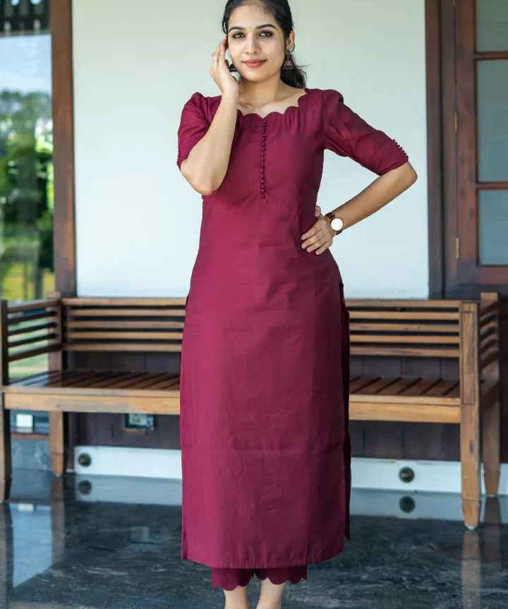 This Maroon Full Set Is Crafted Rich Vatican Silk Fabric