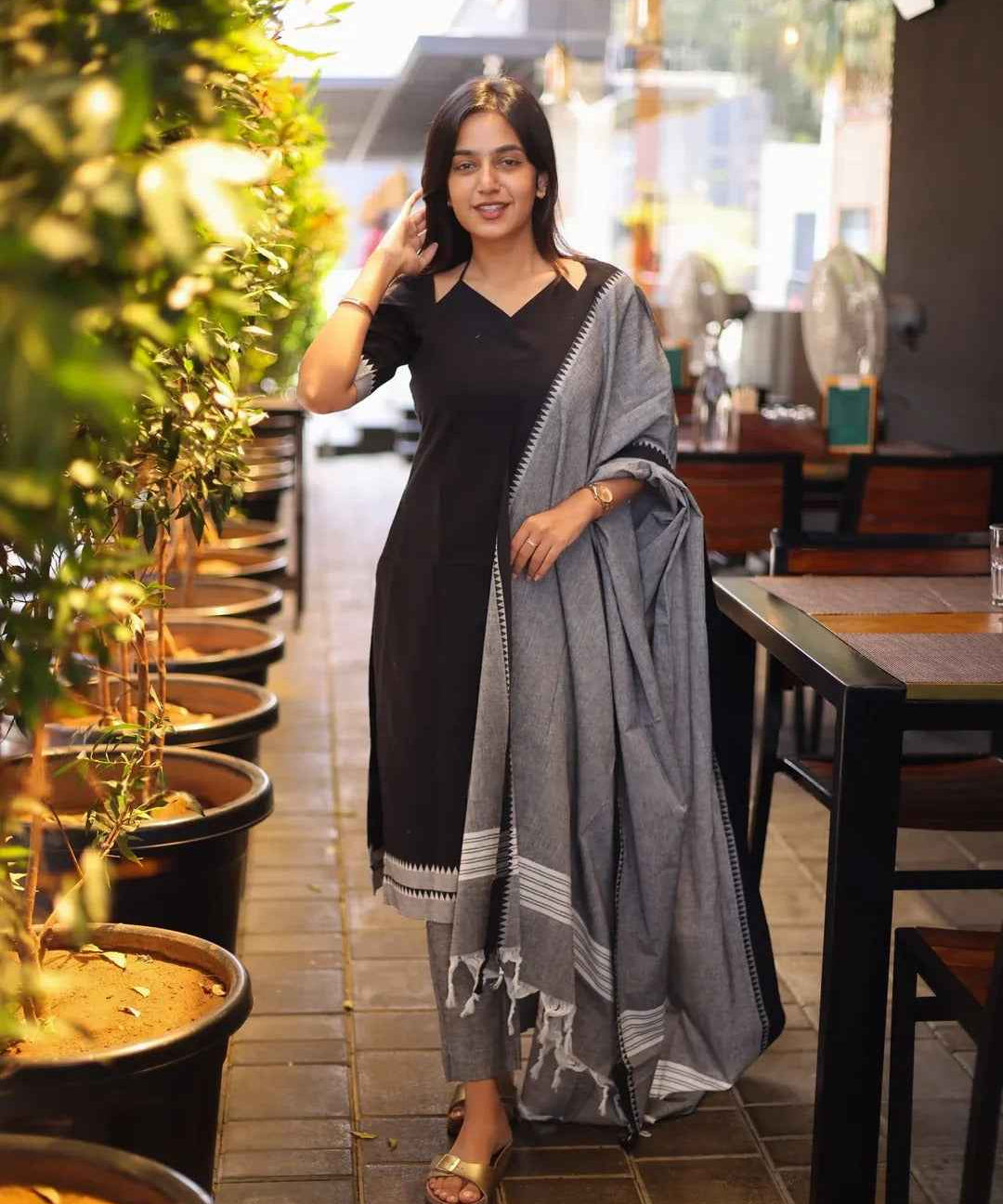 Black with White & Grey Cotton Kadhambari Set