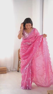 Wedding Wear Pink Color Natural Crep Silk Saree For Women